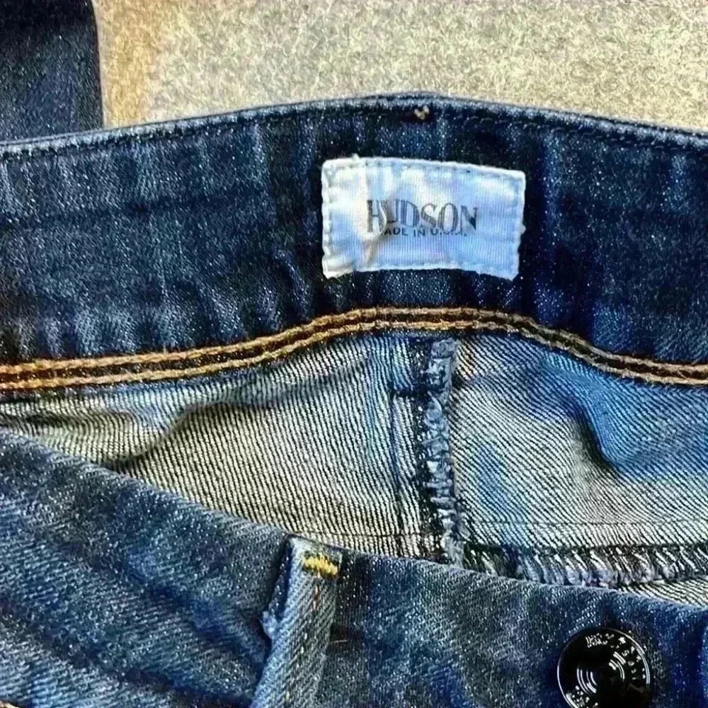 Hudson Collin Skinny Denim, Size 25 - Picture 7 of 11
